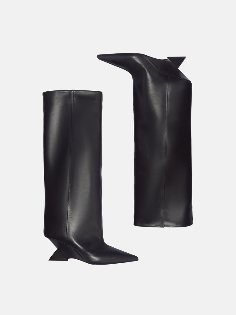 ''Cheope'' black tube boot