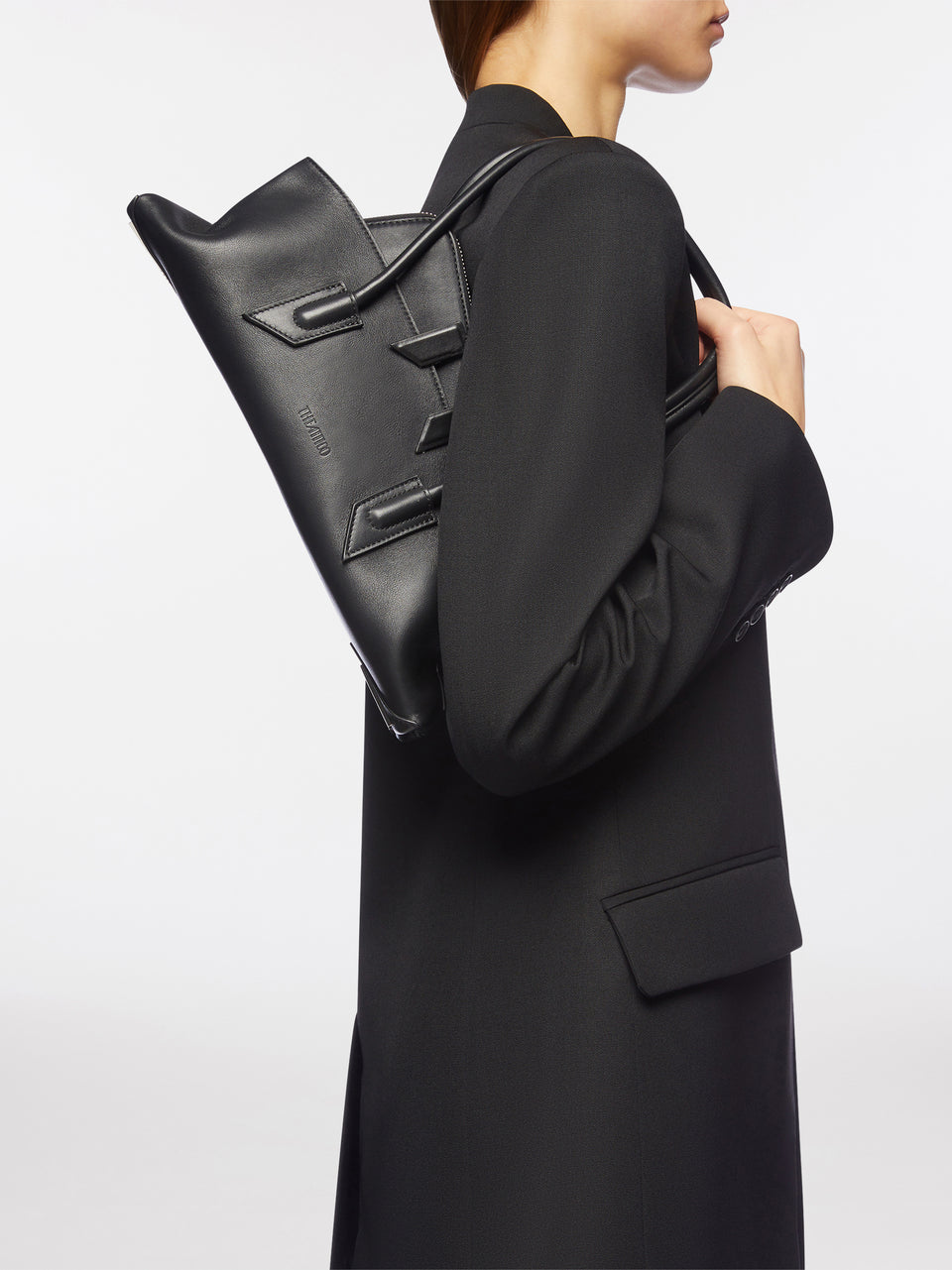 ''La Passeggiata Small'' black top handle