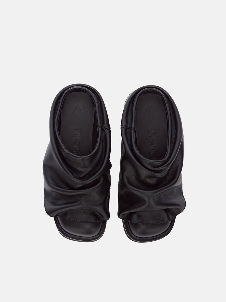 ''Mini Robin'' black sabot