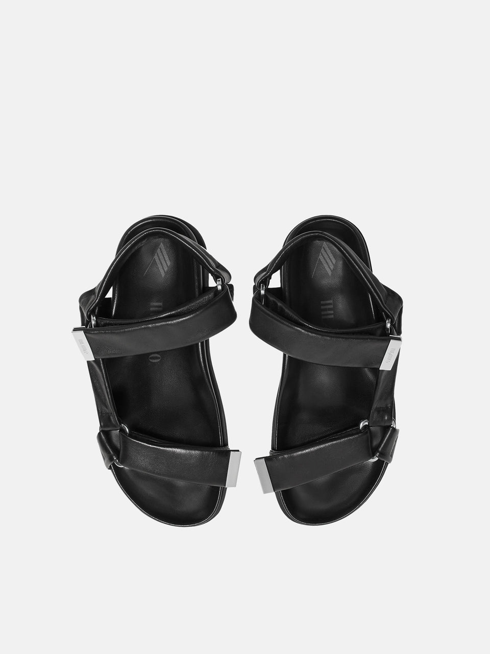 ''Salinas'' black flatform