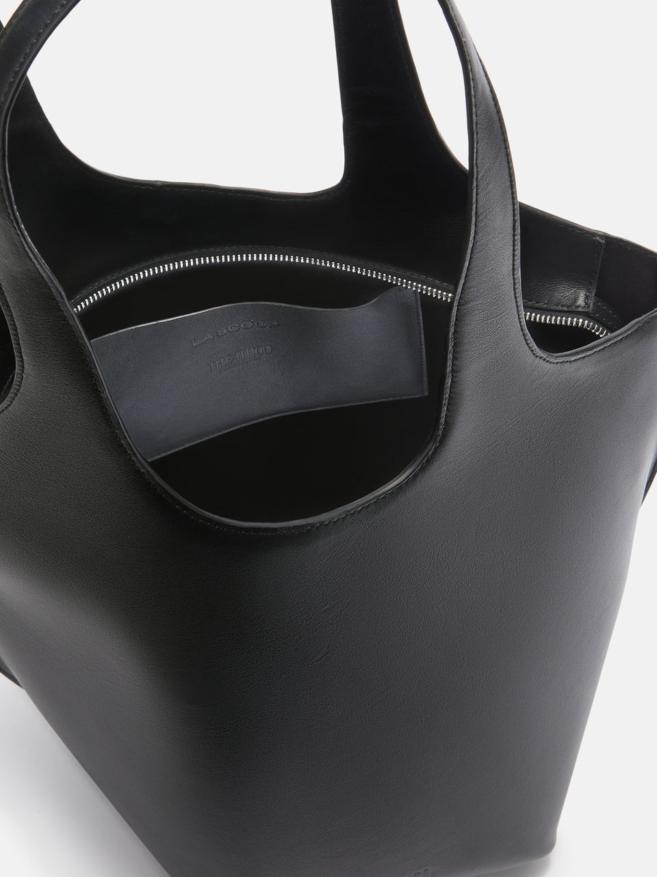 ''La Scoop'' black shoulder bag