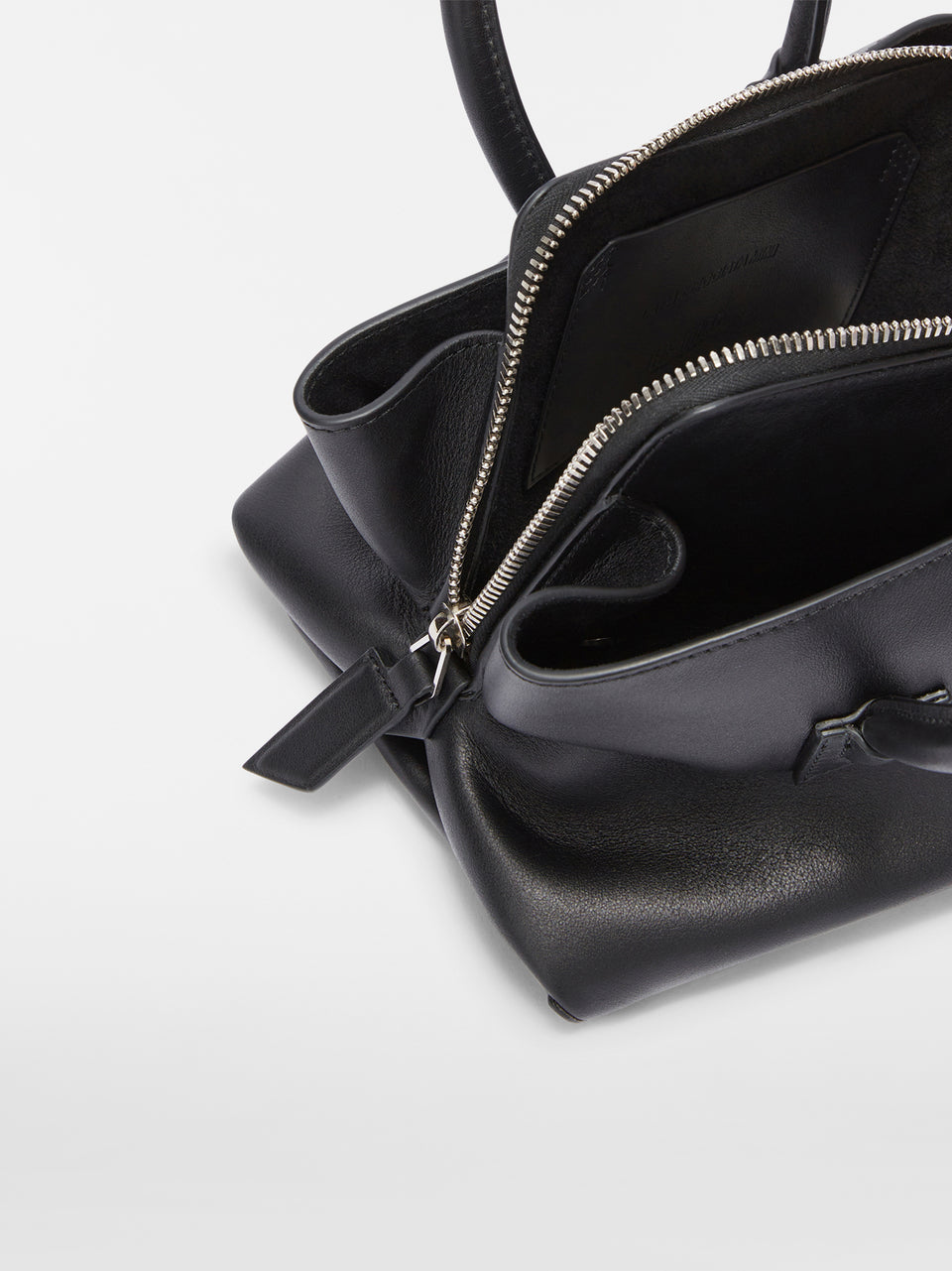 ''La Passeggiata Mini'' black top handle