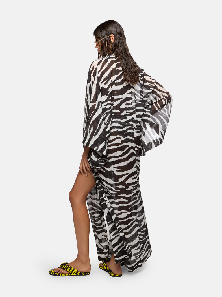 White and black kaftan