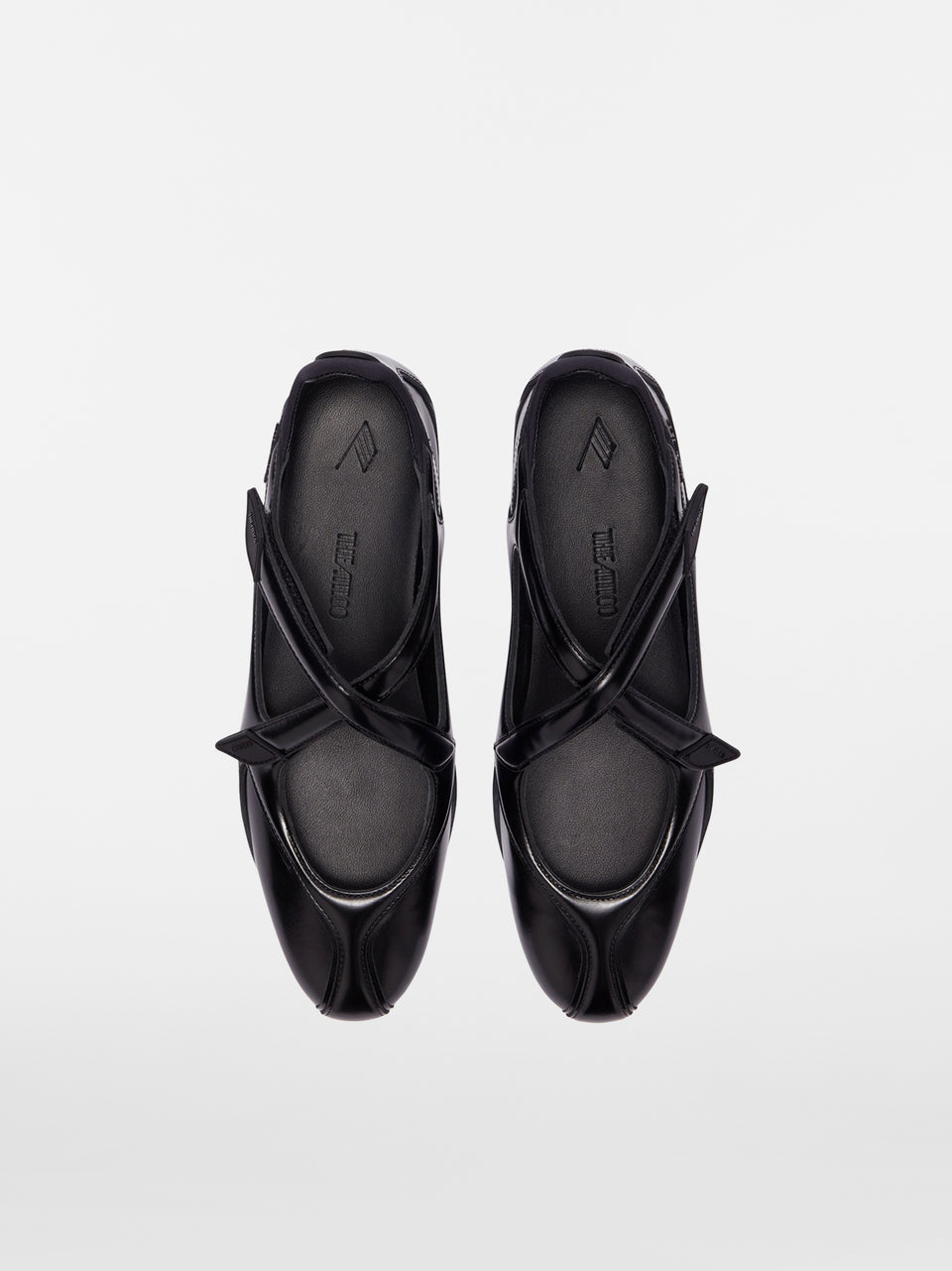 ''Floor 01'' black ballerina flat