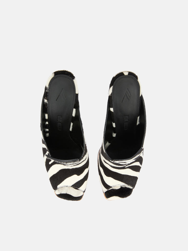 ''Irmelin'' black and white mule