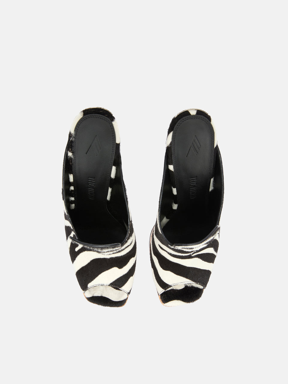 ''Irmelin'' black and white mule