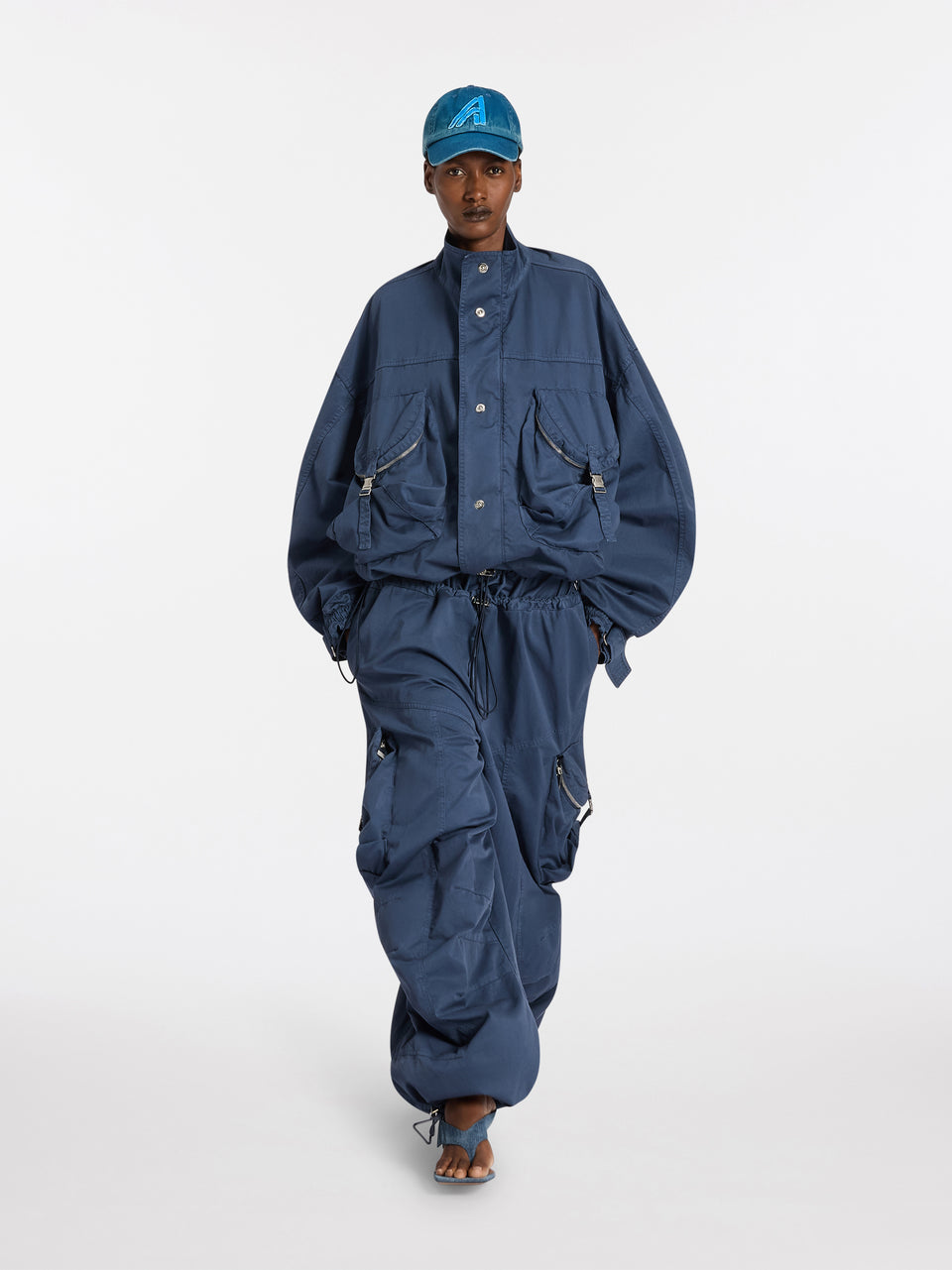 Washed blue cargo pants