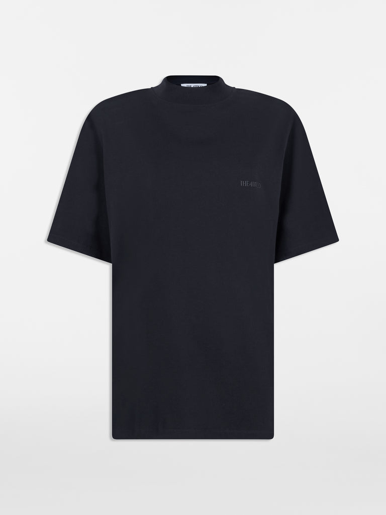 Black t-shirt