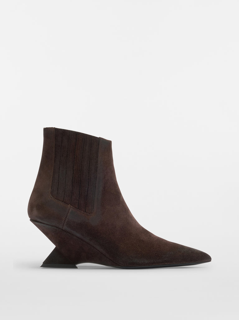 ''Cheope'' dark brown ankle boot