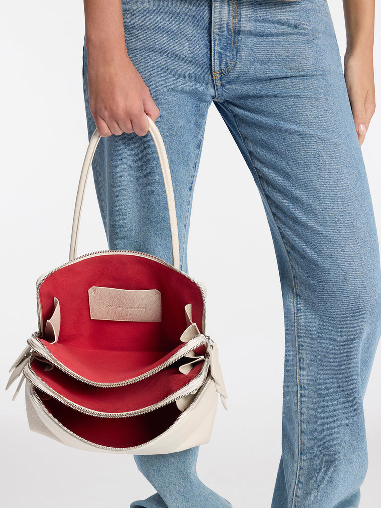 ''L'altra di Milano'' sand shoulder bag