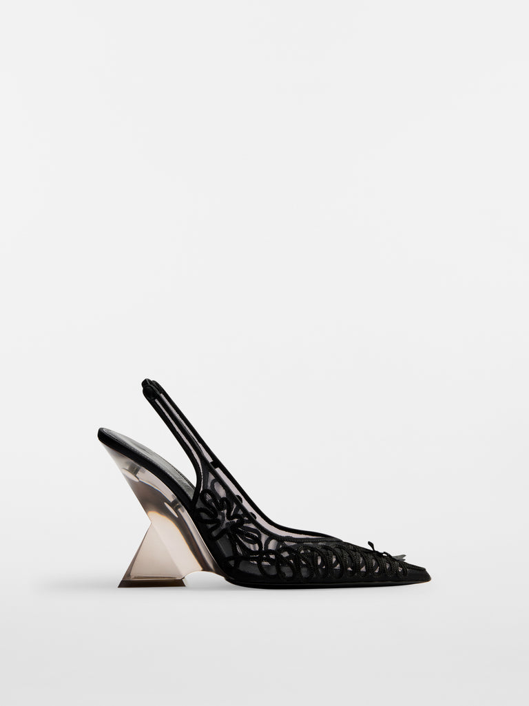 ‘‘Cheope‘‘ black slingback