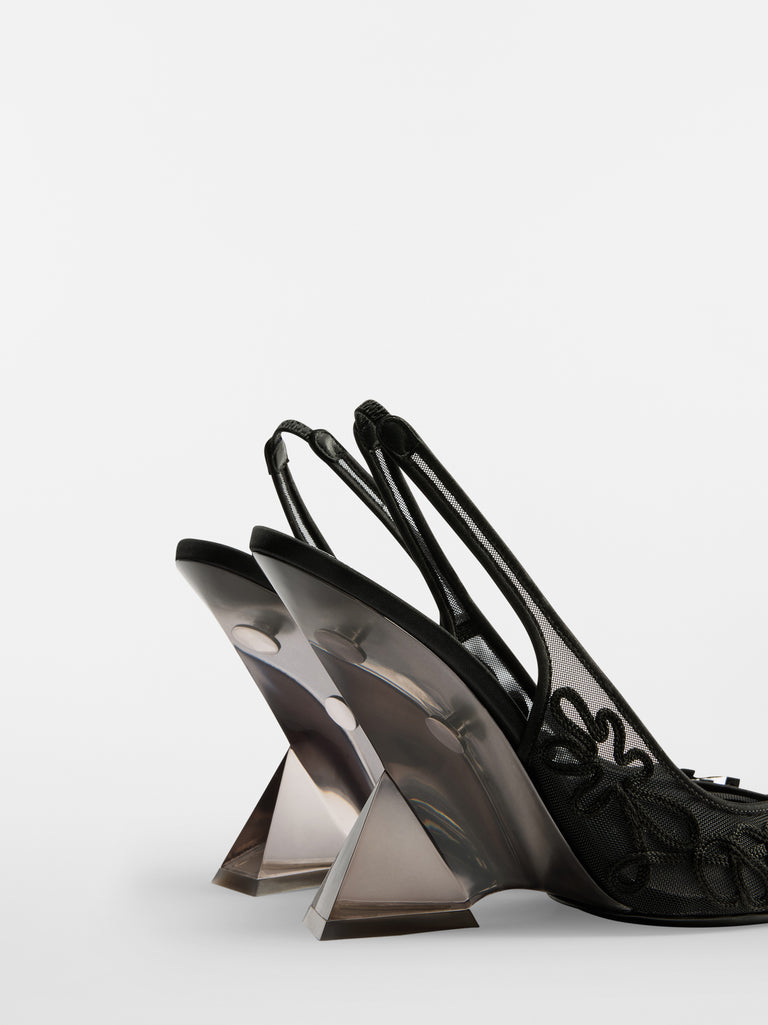 ‘‘Cheope‘‘ black slingback